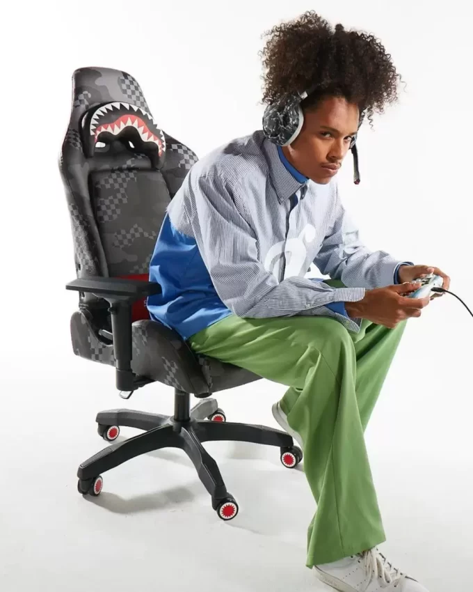 3AM GAMING CHAIR – SUPER RARE 3AM GAMING CHAIR – SUPER RARE