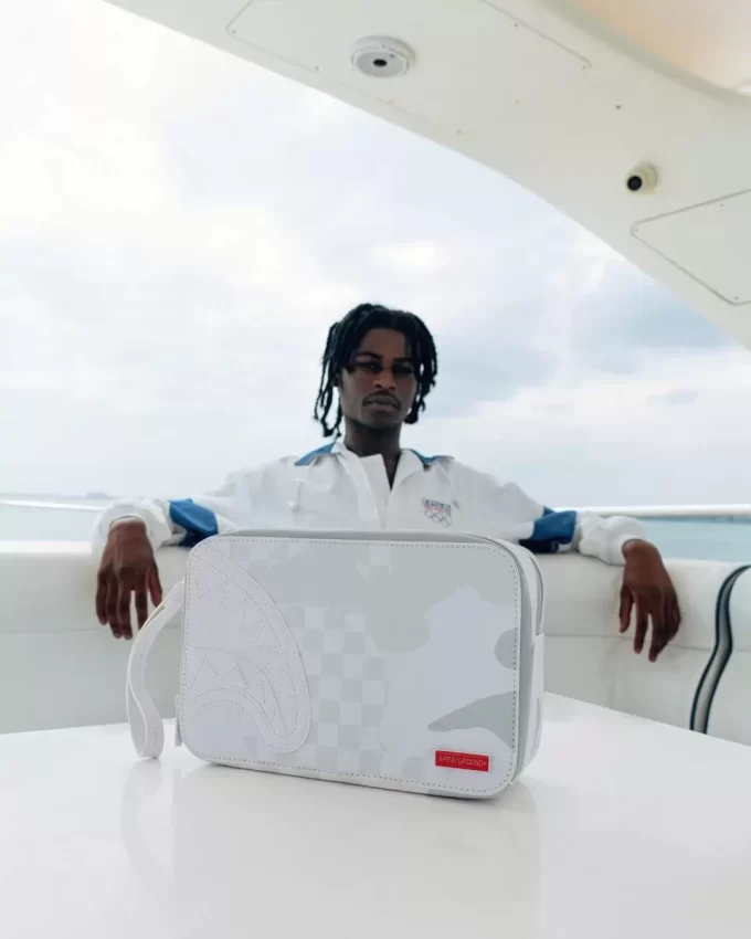 3AM LE BLANC TOILETRY BAG 3AM LE BLANC TOILETRY BAG