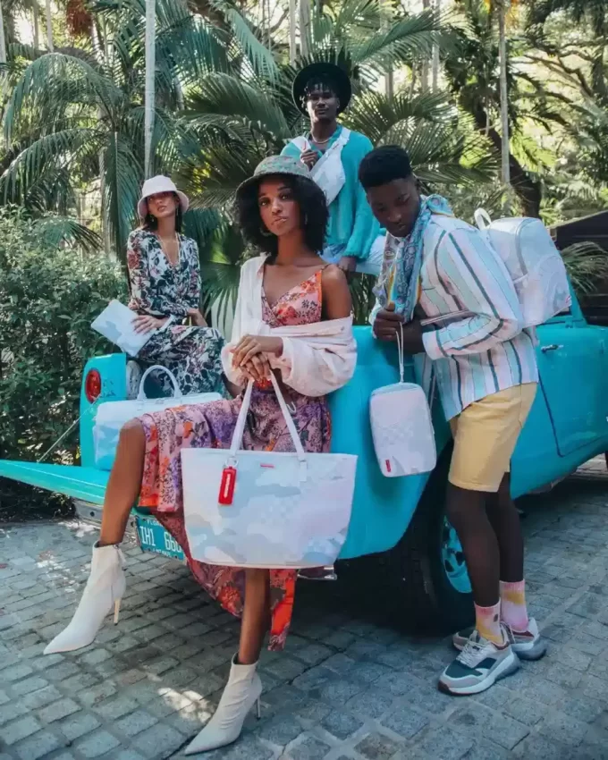 3AM LE BLANC TOILETRY BAG 3AM LE BLANC TOILETRY BAG