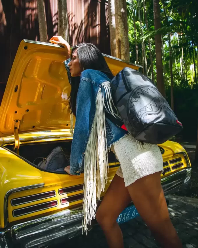 3AM NEVER SLEEP BACKPACK (DLXV) 3AM NEVER SLEEP BACKPACK (DLXV)