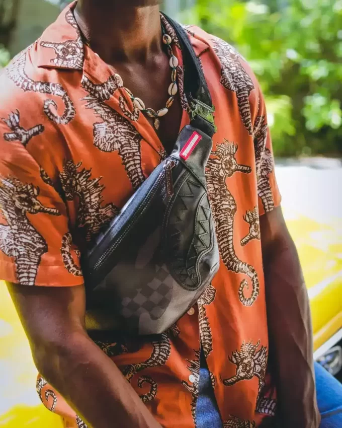 3AM NEVER SLEEP SAVVY CROSSBODY 3AM NEVER SLEEP SAVVY CROSSBODY