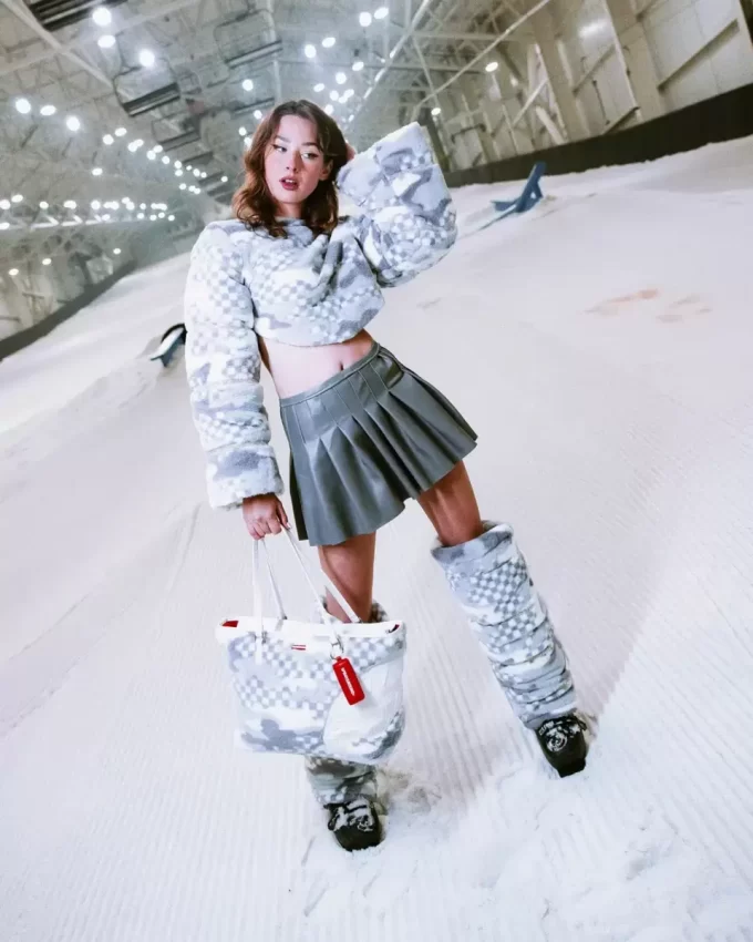 3AM PLUSH SWISS ALPS TOTE 3AM PLUSH SWISS ALPS TOTE