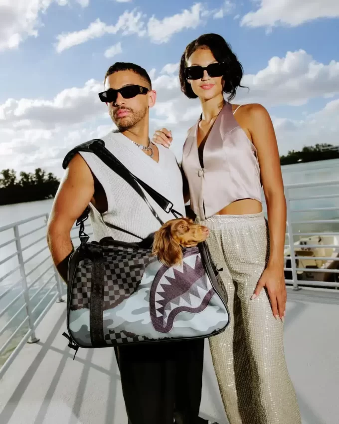 3AM RIPTIDE PET CARRIER DUFFLE 3AM RIPTIDE PET CARRIER DUFFLE