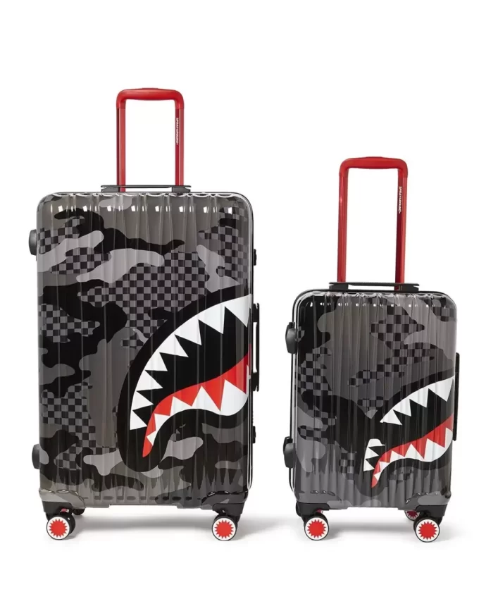 3AM SHARKNAUTICS 2 PC LUGGAGE SET 3AM SHARKNAUTICS 2 PC LUGGAGE SET