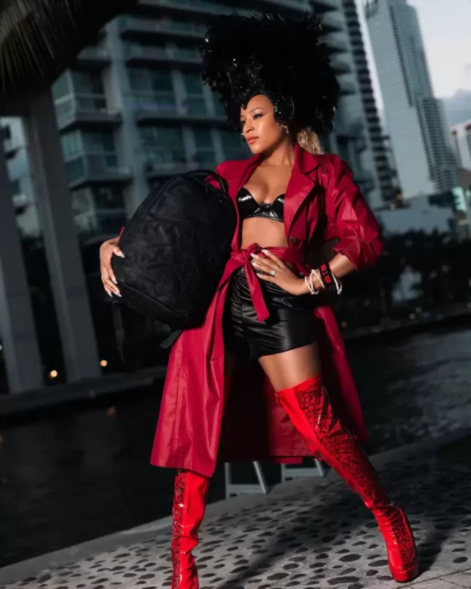 AFRICAN INTELLIGENCE 9 APEX GENIUS BACKPACK – SANDFLOWER COLLAB AFRICAN INTELLIGENCE 9 APEX GENIUS BACKPACK – SANDFLOWER COLLAB