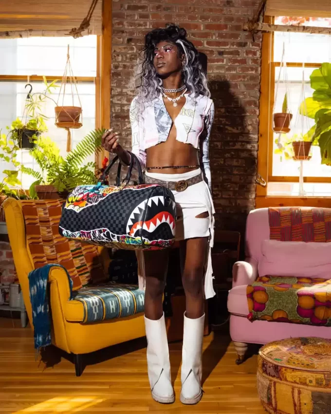 ARTISTIC PURSUIT DUFFLE ARTISTIC PURSUIT DUFFLE