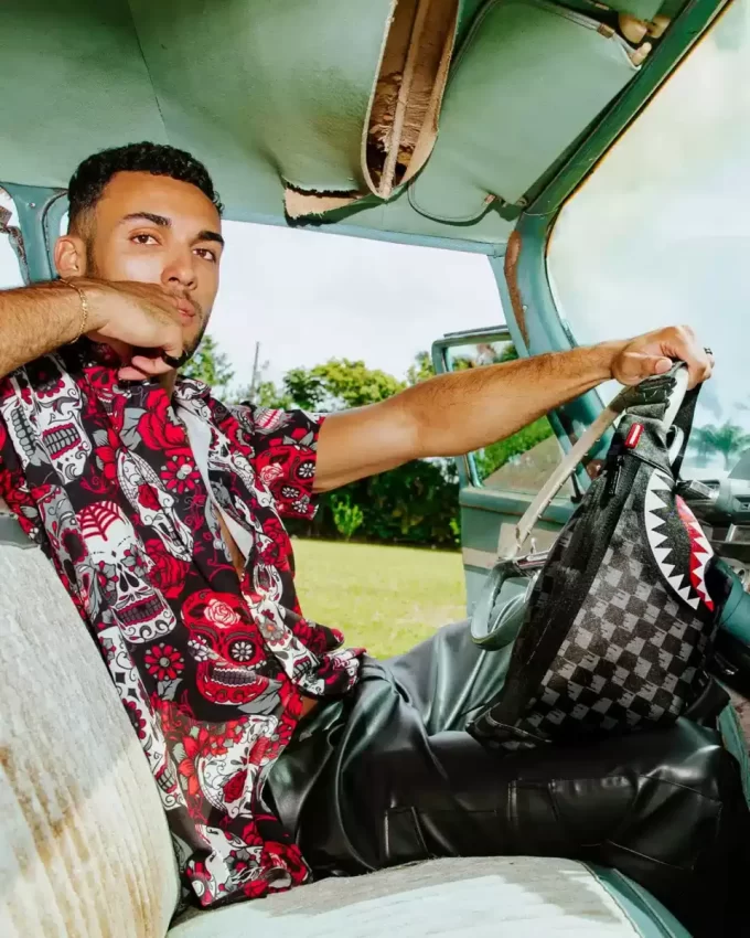 ATOMIC VAPOR SHARK CROSSBODY ATOMIC VAPOR SHARK CROSSBODY