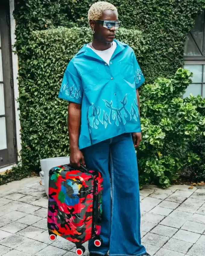 CAMOBURST SHARKNAUTICS HARDSHELL CARRY-ON LUGGAGE CAMOBURST SHARKNAUTICS HARDSHELL CARRY-ON LUGGAGE