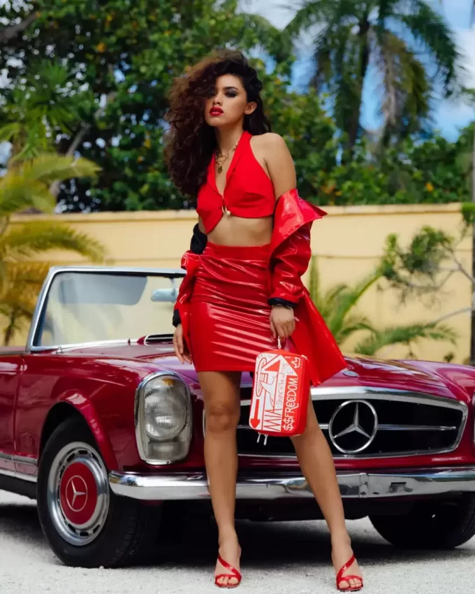 DANGER DANGER TOILETRY BAG DANGER DANGER TOILETRY BAG