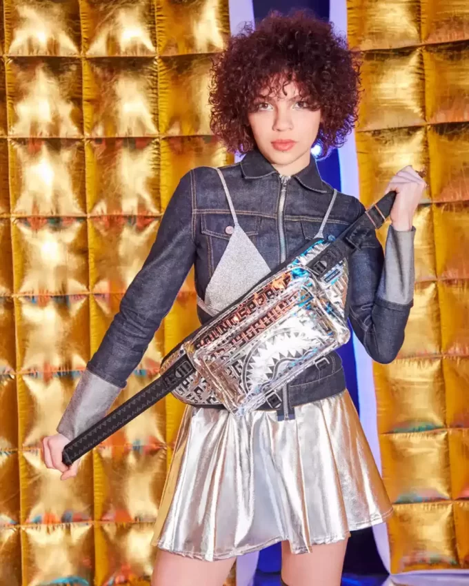 FUTURE TITAN (METALLIC) CARGO CROSSBODY FUTURE TITAN (METALLIC) CARGO CROSSBODY