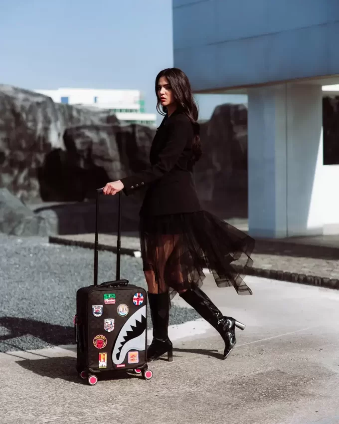 GLOBAL MOGUL BILLIONAIRE IMPERIAL CARRY-ON LUGGAGE GLOBAL MOGUL BILLIONAIRE IMPERIAL CARRY-ON LUGGAGE