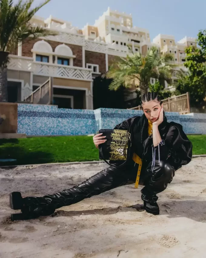 HALF GRAFF GLIDE MESSENGER BAG HALF GRAFF GLIDE MESSENGER BAG