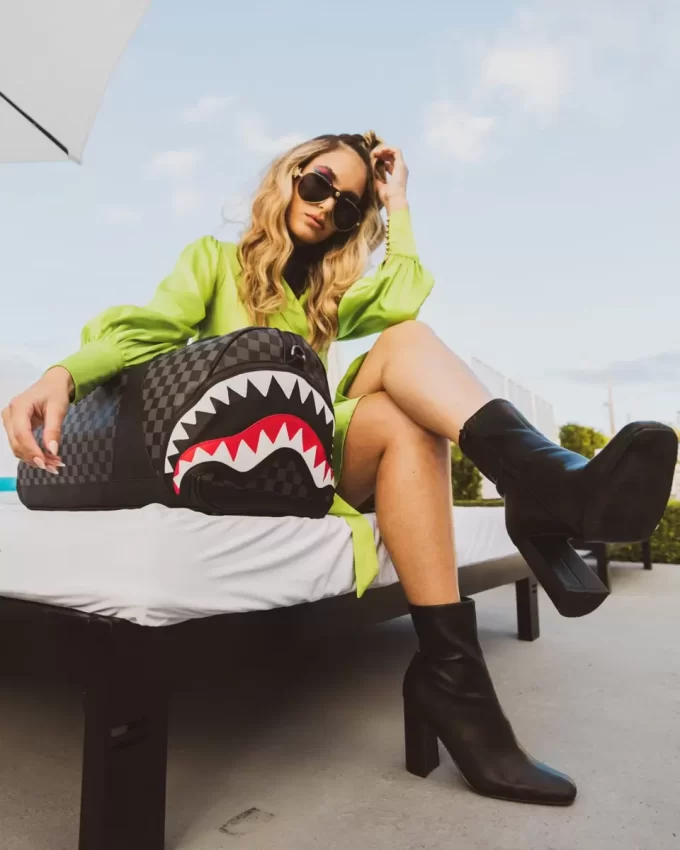 HENNY AIIR TO THE THRONE DUFFLE HENNY AIIR TO THE THRONE DUFFLE