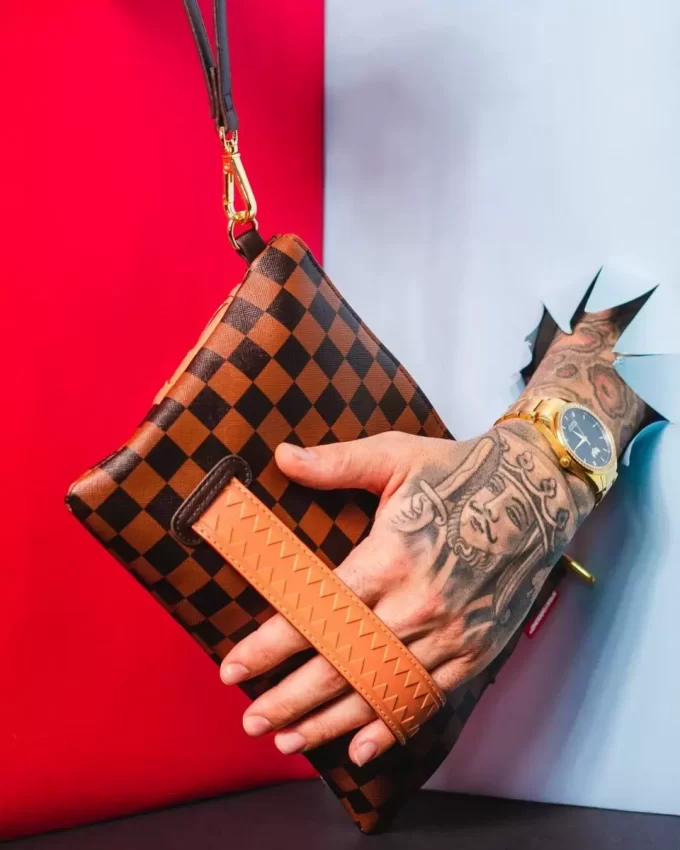 HENNY CROSSOVER CLUTCH HENNY CROSSOVER CLUTCH