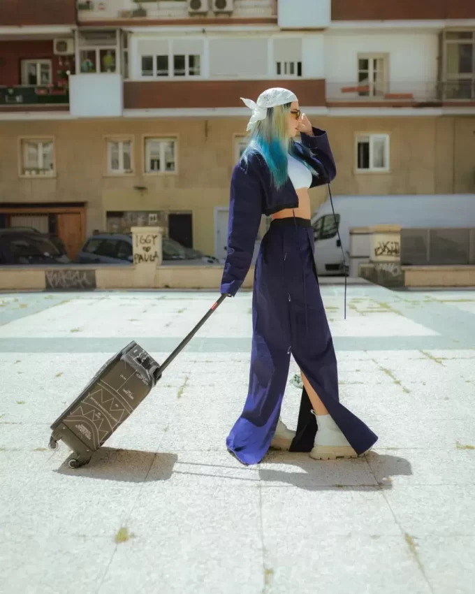 HIGH TECH JETSETTER CARRY-ON LUGGAGE HIGH TECH JETSETTER CARRY-ON LUGGAGE