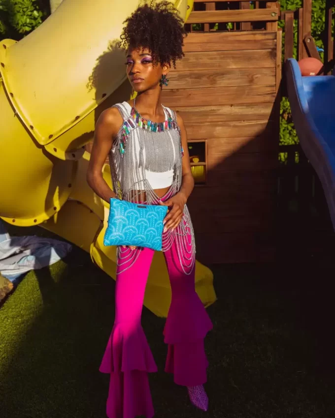 ILLUCHAINS TURQ CROSSOVER CLUTCH ILLUCHAINS TURQ CROSSOVER CLUTCH