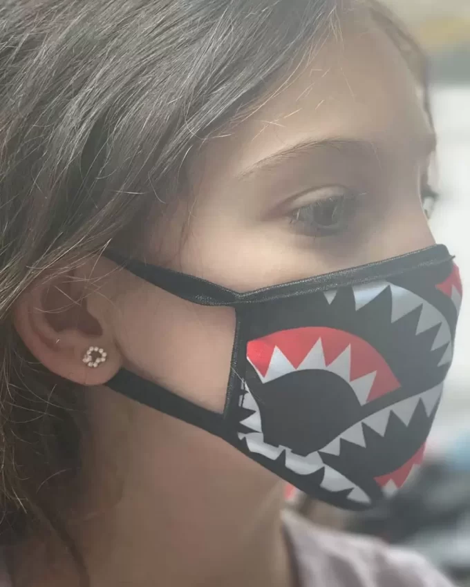 KIDS SHARKMOUTH PATTERN MASK (CLASSIC FIT) KIDS SHARKMOUTH PATTERN MASK (CLASSIC FIT)