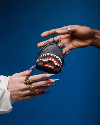 KNIT COMMANDER BACKPACK KEYCHAIN KNIT COMMANDER BACKPACK KEYCHAIN