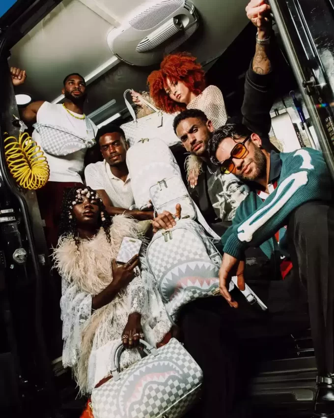 KNIT SHARKS IN PARIS IN CREAM OG SLING KNIT SHARKS IN PARIS IN CREAM OG SLING