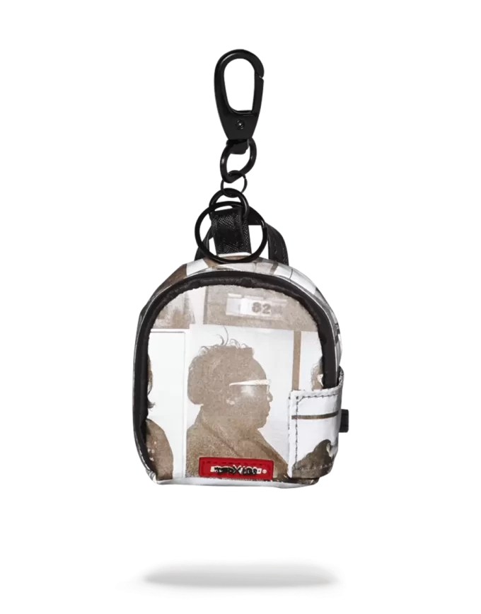LAQUAN SMITH SCAMMER 3M KEYCHAIN (SMELL PROOF)