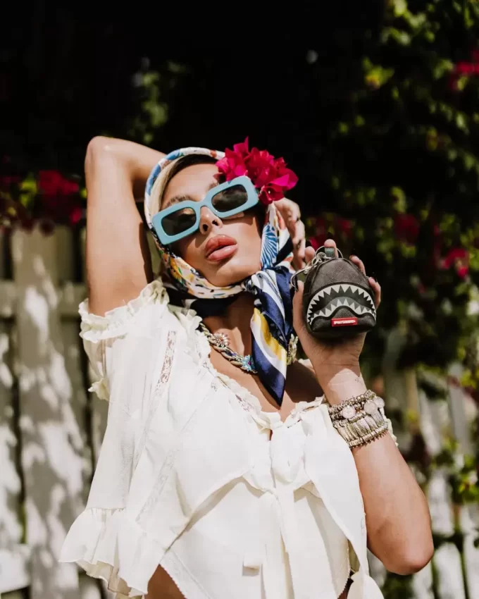 LIGHTS OUT SHARKS IN PARIS BACKPACK KEYCHAIN