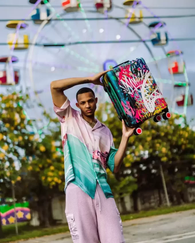 LOWER EAST SIDE HARDSHELL CARRY-ON LUGGAGE LOWER EAST SIDE HARDSHELL CARRY-ON LUGGAGE