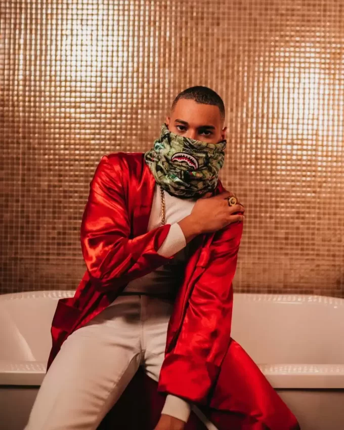 MAMA I MADE IT NECK WARMER MAMA I MADE IT NECK WARMER