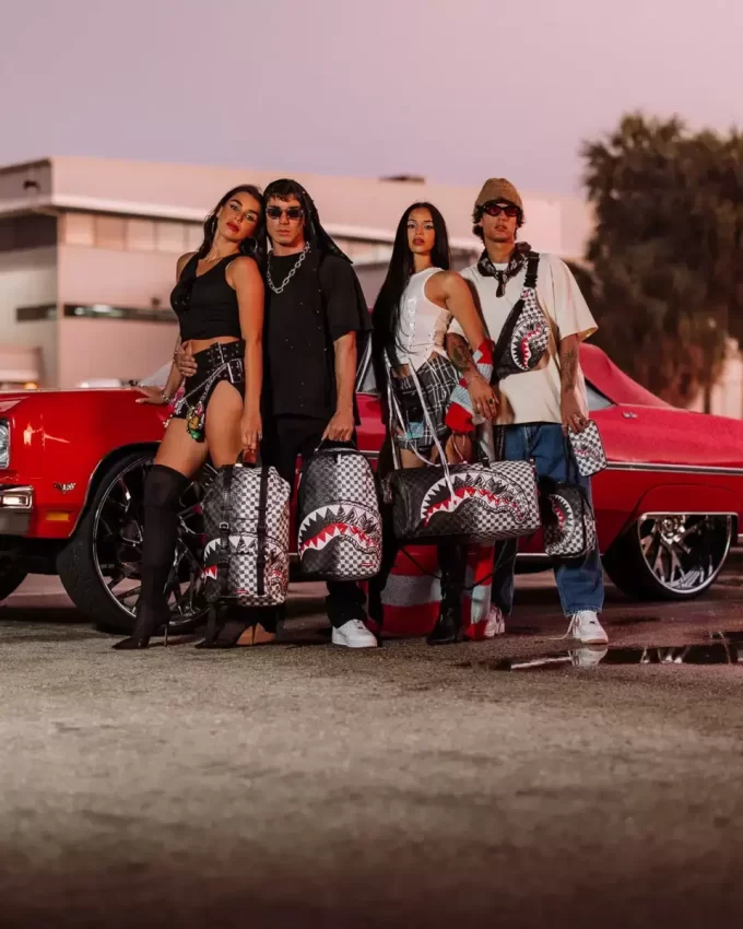 SCRIBBLE DRIBBLE CHECK TOILETRY BRICK SCRIBBLE DRIBBLE CHECK TOILETRY BRICK