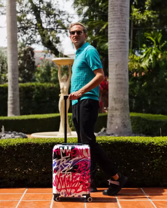 SHARK ATELIER SHARKNAUTICS HARDSHELL CARRY-ON LUGGAGE SHARK ATELIER SHARKNAUTICS HARDSHELL CARRY-ON LUGGAGE