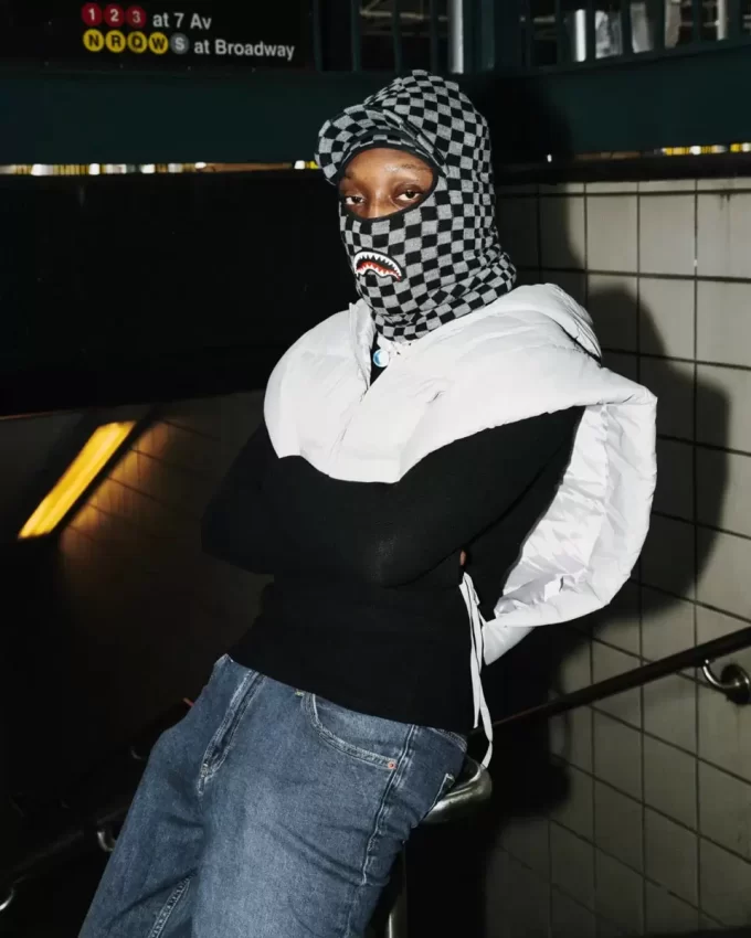 SHARK BITE VISOR SKI MASK SHARK BITE VISOR SKI MASK