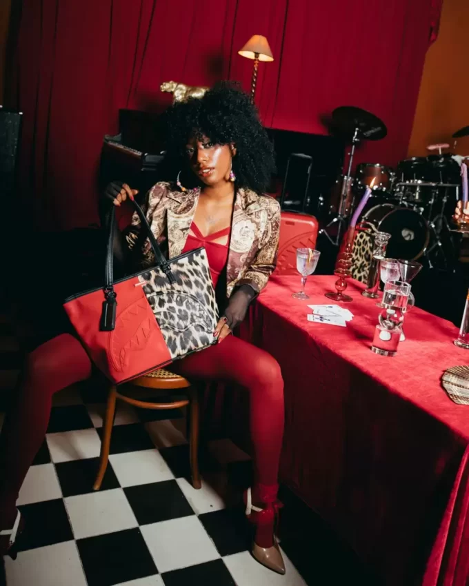 SHARK MILES PER HOUR TOTE SHARK MILES PER HOUR TOTE