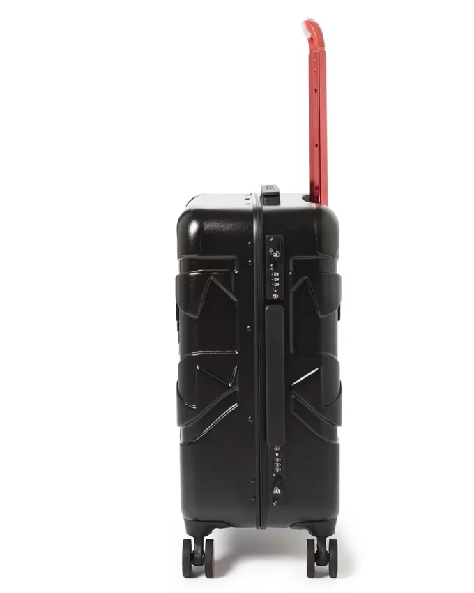 SHARKITECTURE MOLDED 22” CARRY-ON LUGGAGE SHARKITECTURE MOLDED 22” CARRY-ON LUGGAGE