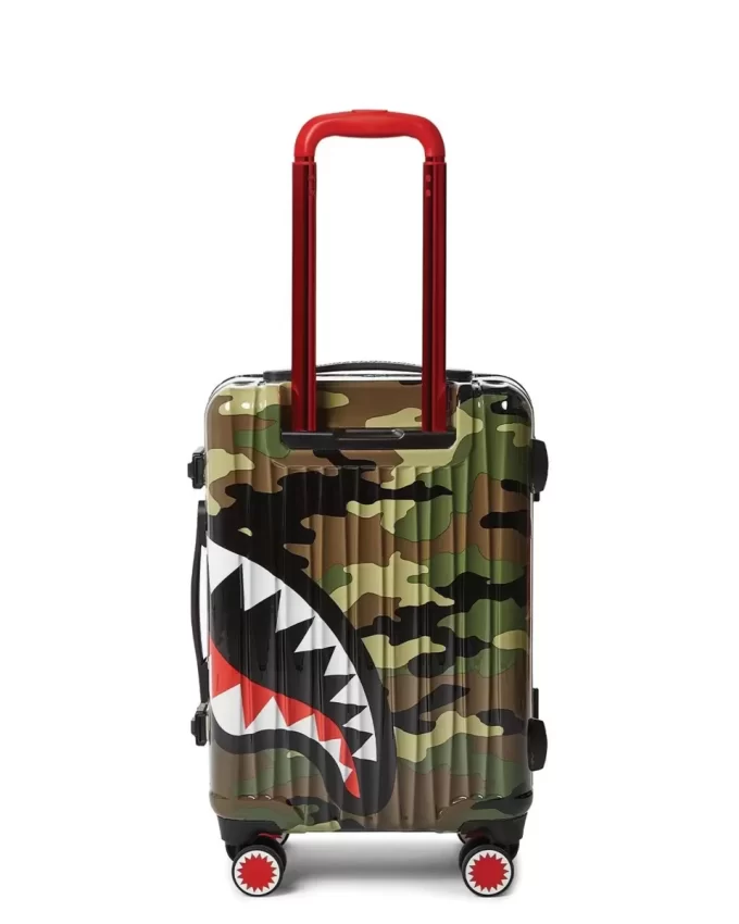 SHARKNAUTICS (CAMO) 21.5” CARRY-ON LUGGAGE SHARKNAUTICS (CAMO) 21.5” CARRY-ON LUGGAGE