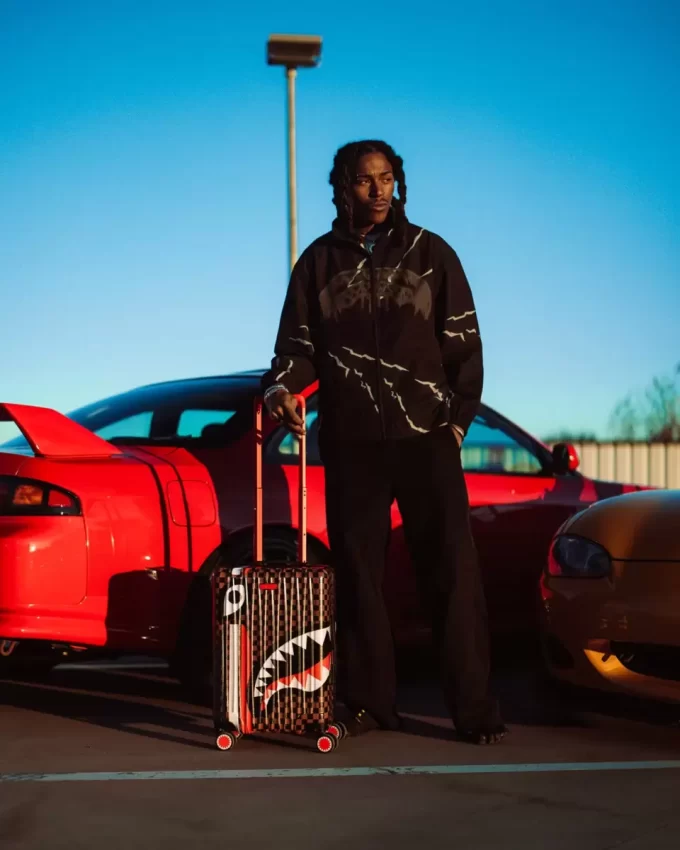 SHARKS IN PARIS GT HARD SHELL CARRY-ON LUGGAGE SHARKS IN PARIS GT HARD SHELL CARRY-ON LUGGAGE