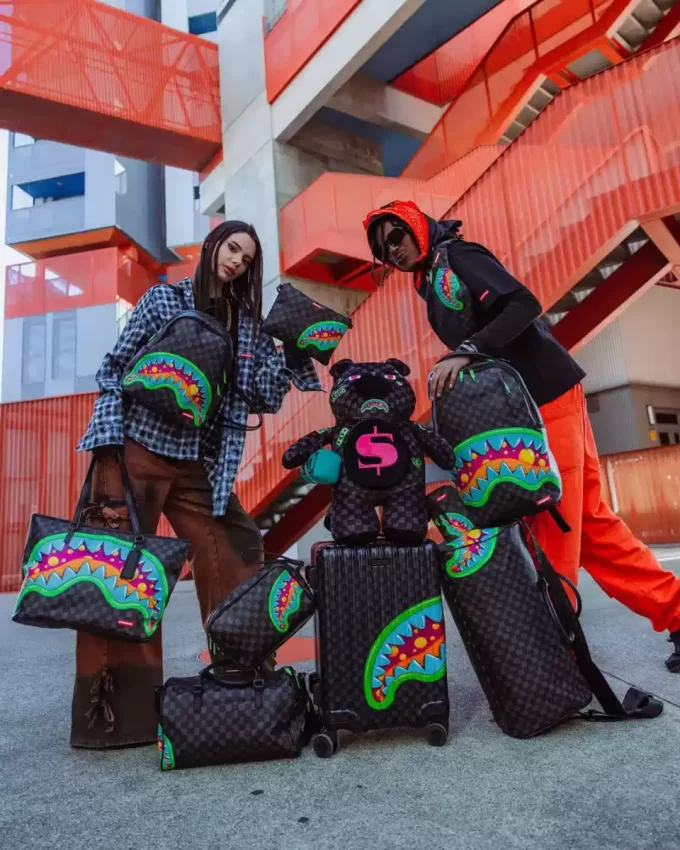 SLIME TAKEOVER TOILETRY BAG SLIME TAKEOVER TOILETRY BAG