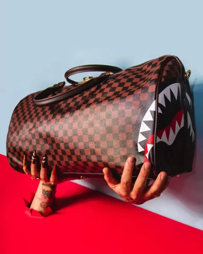 SPLIT THE CHECK DUFFLE SPLIT THE CHECK DUFFLE