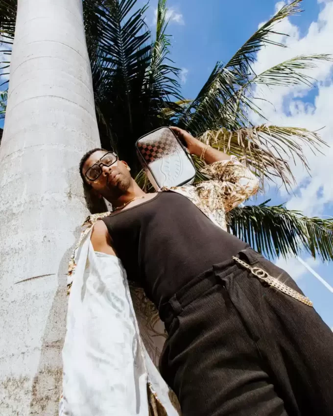 SPRAYSHARKS WORLDWIDE BRICKSIDE TOILETRY BAG SPRAYSHARKS WORLDWIDE BRICKSIDE TOILETRY BAG