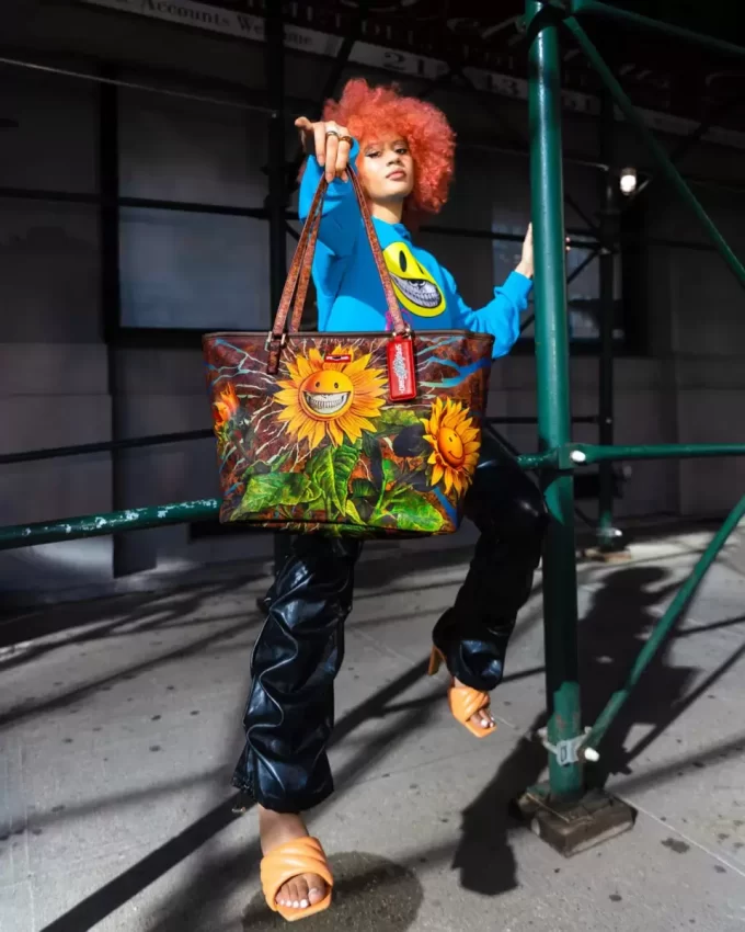 SUNFLOWER GRIN RON ENGLISH COLLAB TOTE SUNFLOWER GRIN RON ENGLISH COLLAB TOTE