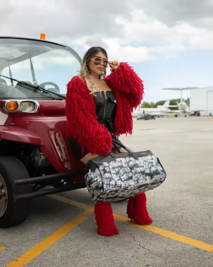 THE ENTREPRENEUR DUFFLE THE ENTREPRENEUR DUFFLE