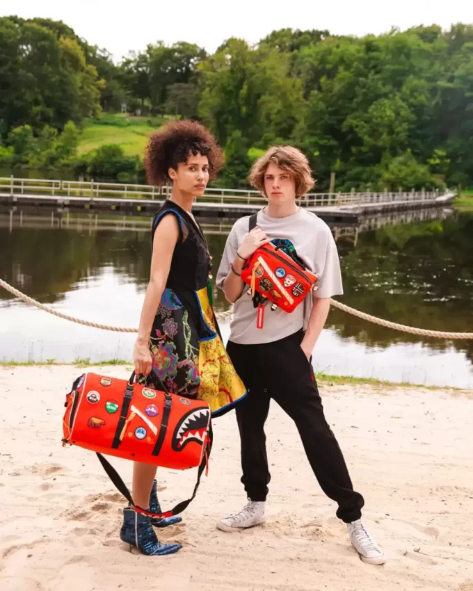 THE GLOBAL EXPEDITION DUFFLE THE GLOBAL EXPEDITION DUFFLE