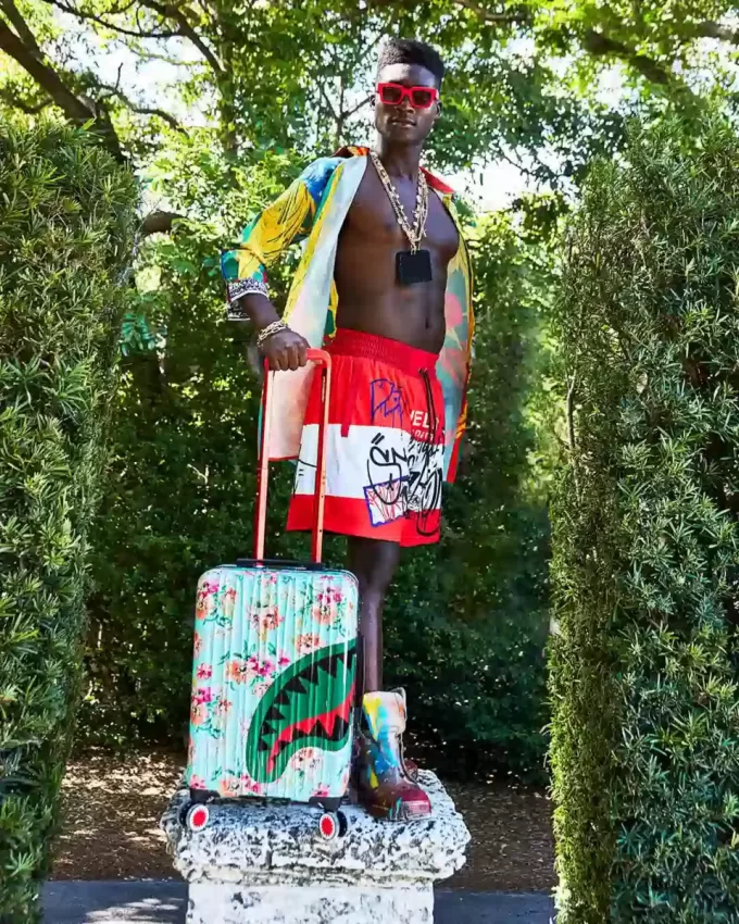 THE SANCTUARY SHARKNAUTICS HARDSHELL CARRY-ON LUGGAGE THE SANCTUARY SHARKNAUTICS HARDSHELL CARRY-ON LUGGAGE