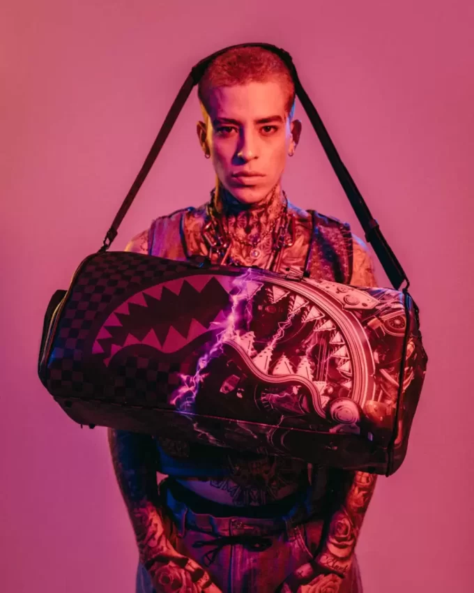 THE UNDERCURRENT LARGE DUFFLE THE UNDERCURRENT LARGE DUFFLE