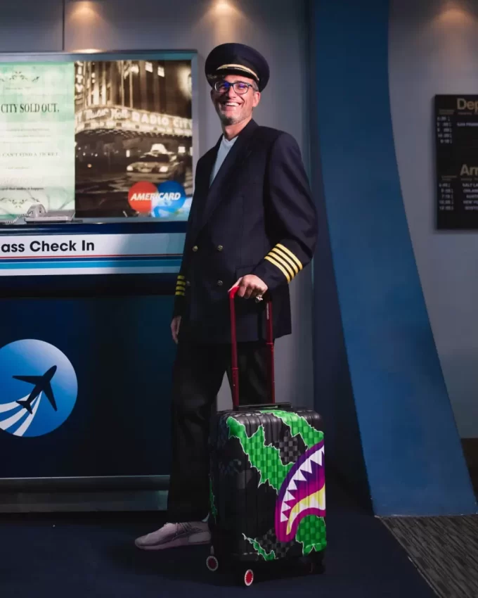 THE WILD ONE SHARKNAUTICS HARDSHELL CARRY-ON LUGGAGE THE WILD ONE SHARKNAUTICS HARDSHELL CARRY-ON LUGGAGE