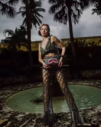 UNSTOPPABLE ENDEAVORS III CROSSOVER CLUTCH