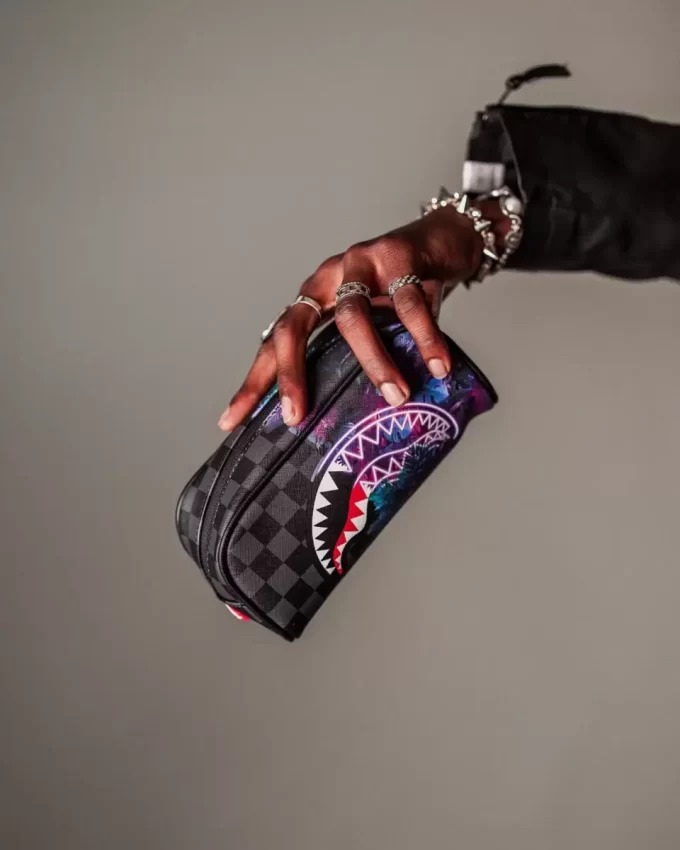 WELCOME TO THE PARTY POUCH