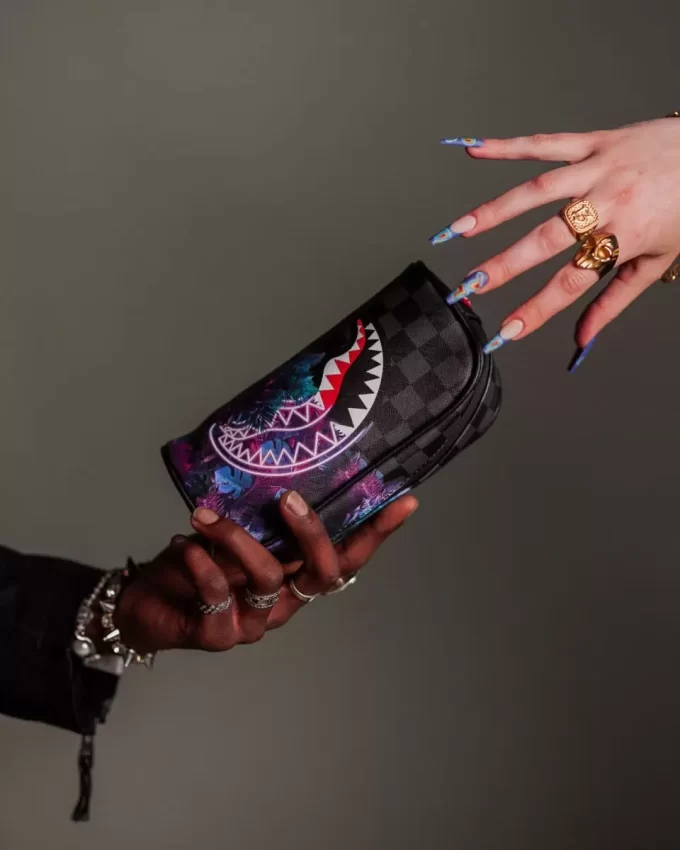 WELCOME TO THE PARTY POUCH