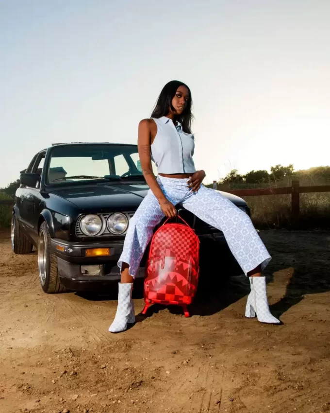 XTC SHARKS IN WONDERLAND BACKPACK (DLXV) XTC SHARKS IN WONDERLAND BACKPACK (DLXV)